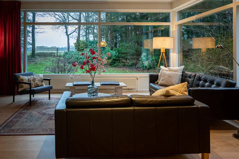 Slapen In Een Vakantiehuis Midden In De Natuur.